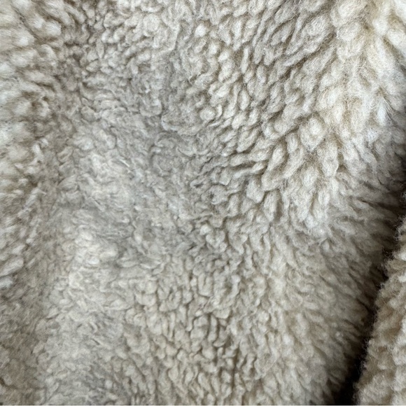 Veronica Beard Potter Cropped Denim-Trim Sherpa Jacket Size Medium - Picture 9 of 15